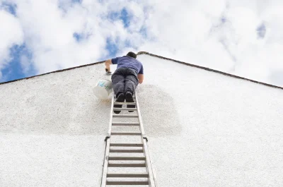 Peinture extérieure à Lucarré — façades et ravalement